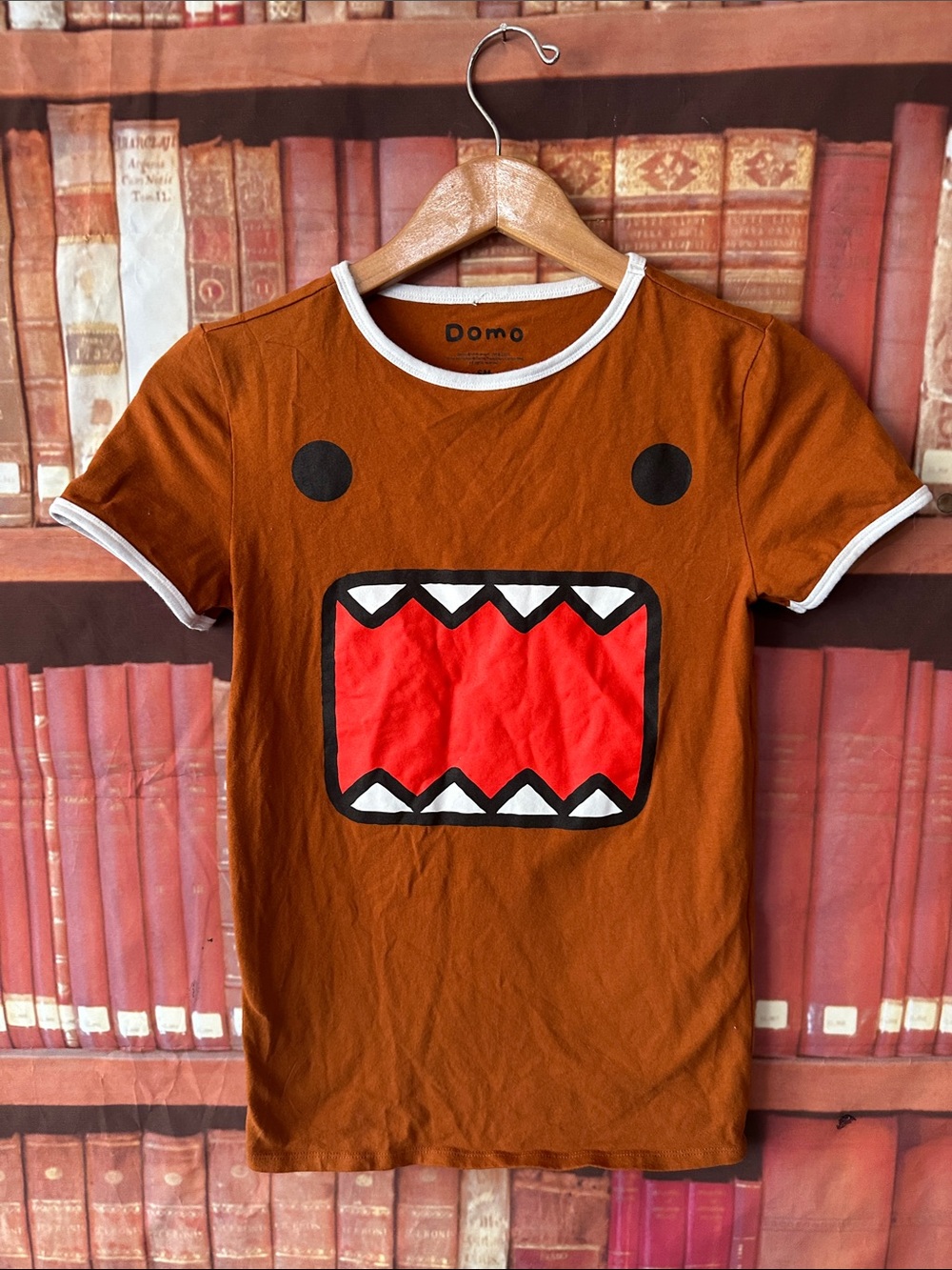Hot Topic Domo Face Graphic Ringer Tee Brown Kawaii Anime Shirt Small